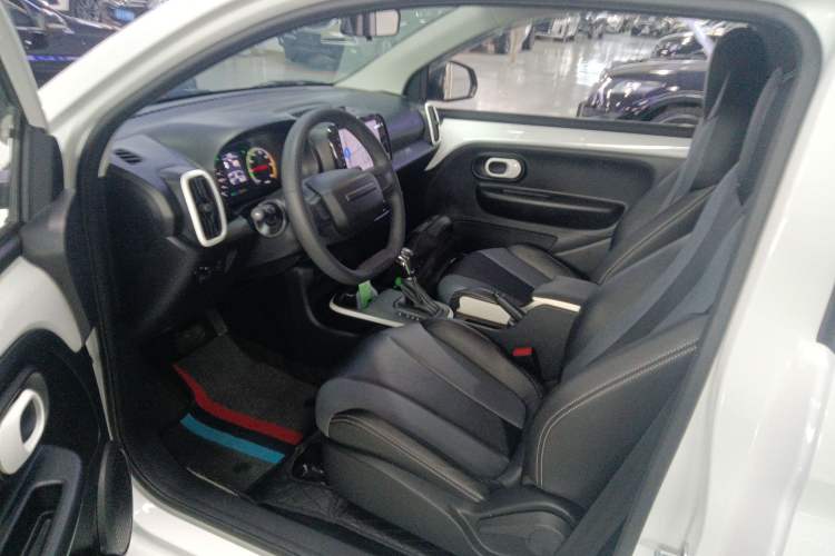 Used Roewe Clever 2022 311km QiQi BoBo Edition Left Front Seat