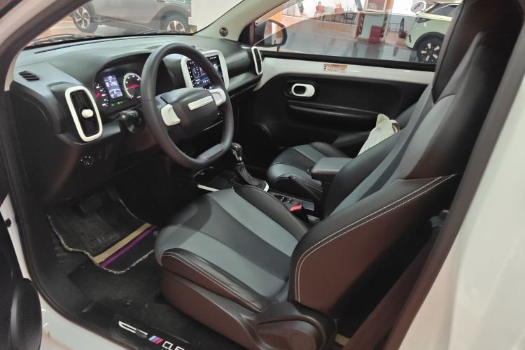 Used Roewe Clever 2022 311km QiQi BoBo Edition Left Front Seat