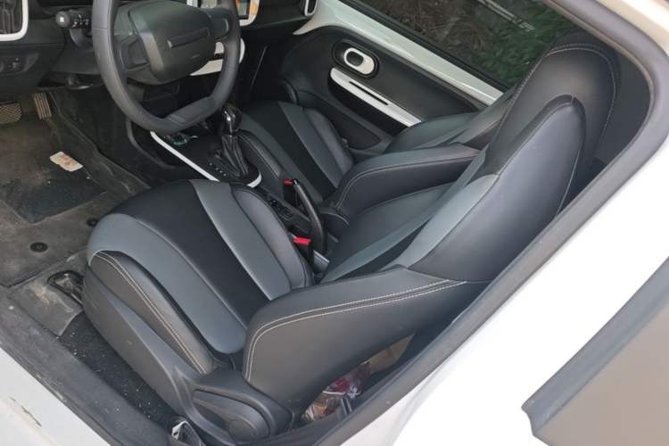 Used Roewe Clever 2022 311km QiQi BoBo Edition Left Front Seat