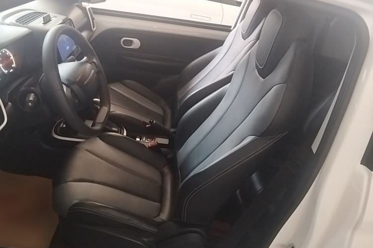 Used Roewe Clever 2022 311km QiQi BoBo Edition Left Front Seat