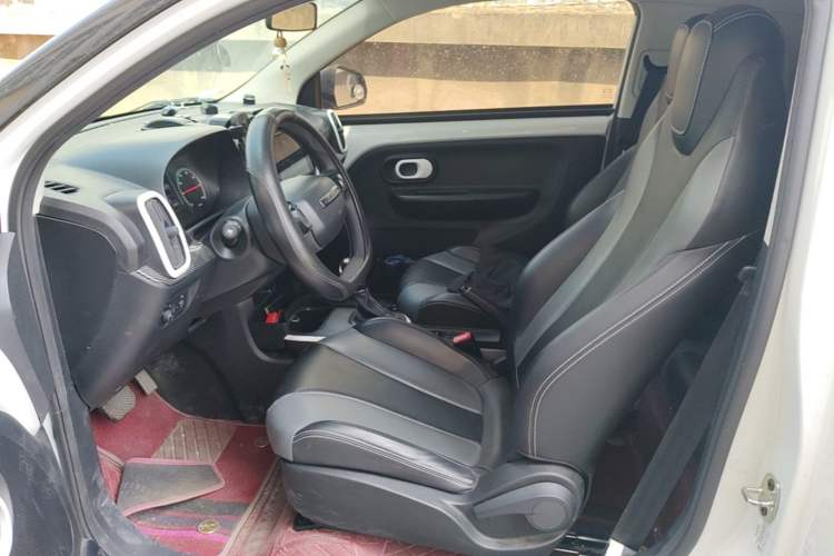 Used Roewe Clever 2022 311km QiQi BoBo Edition Left Front Seat