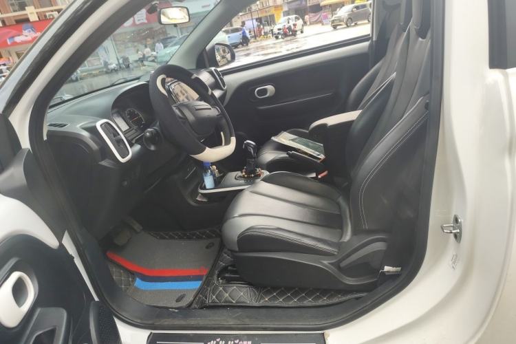 Used Roewe Clever 2022 311km QiQi BoBo Edition Left Front Seat