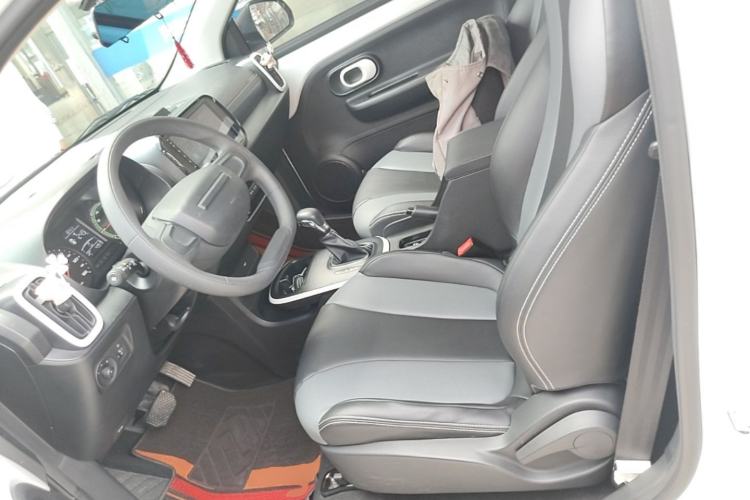 Used Roewe Clever 2022 311km QiQi BoBo Edition Left Front Seat