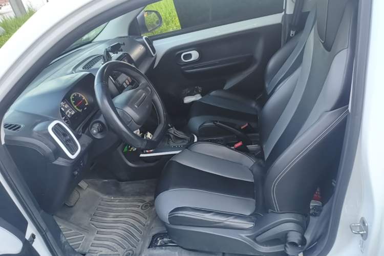 Used Roewe Clever 2022 311km QiQi BoBo Edition Left Front Seat