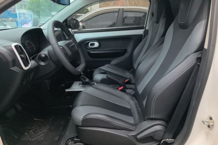 Used Roewe Clever 2022 311km QiQi BoBo Edition Left Front Seat