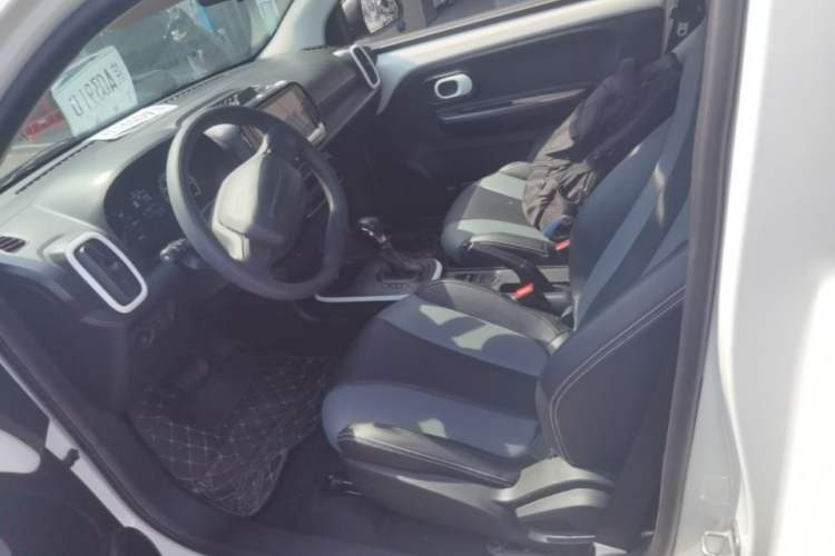 Used Roewe Clever 2022 311km QiQi BoBo Edition Left Front Seat