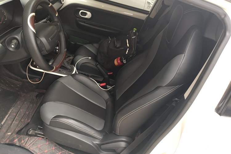 Used Roewe Clever 2022 311km QiQi BoBo Edition Left Front Seat