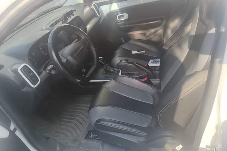 Used Roewe Clever 2022 311km QiQi BoBo Edition Left Front Seat