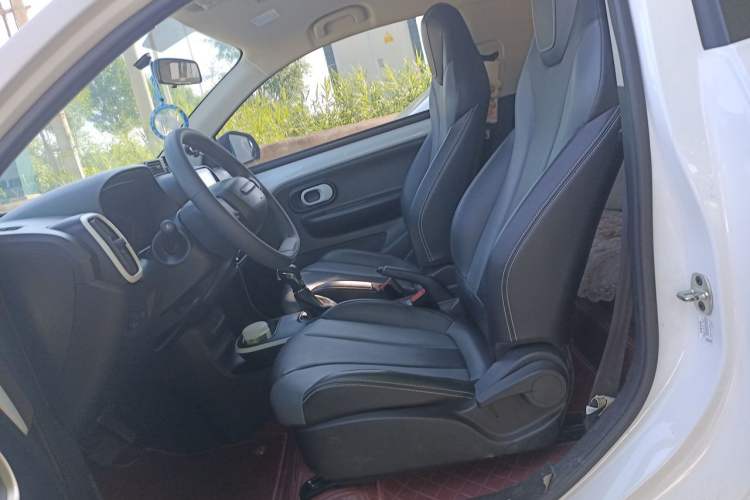 Used Roewe Clever 2022 311km QiQi BoBo Edition Left Front Seat