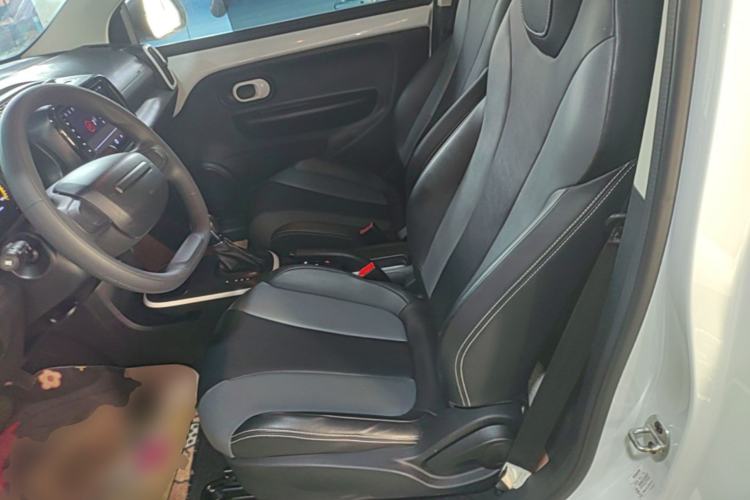 Used Roewe Clever 2022 311km QiQi BoBo Edition Left Front Seat