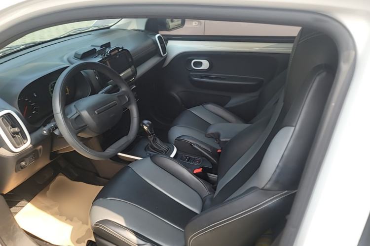 Used Roewe Clever 2022 311km QiQi BoBo Edition Left Front Seat