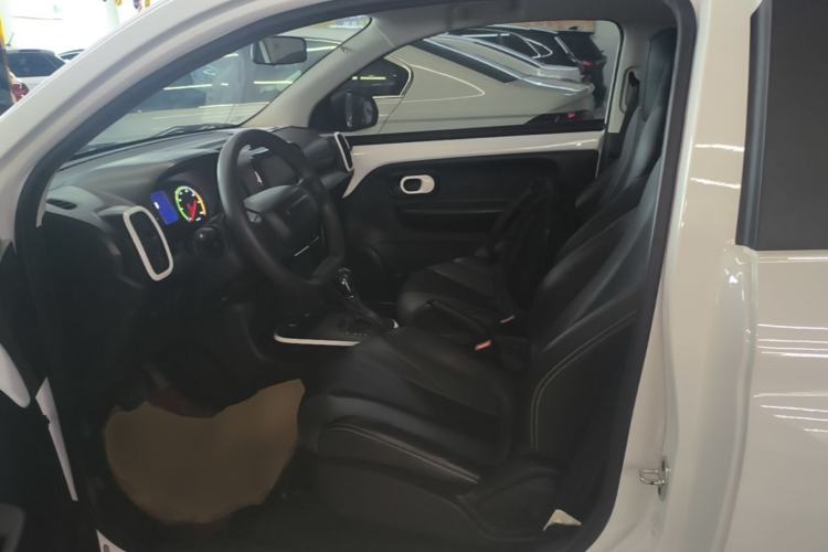 Used Roewe Clever 2022 311km QiQi BoBo Edition Left Front Seat
