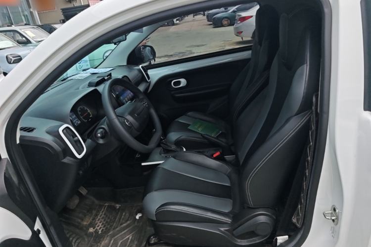 Used Roewe Clever 2022 311km QiQi BoBo Edition Left Front Seat