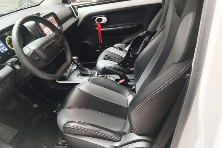 Used Roewe Clever 2022 311km QiQi BoBo Edition Left Front Seat