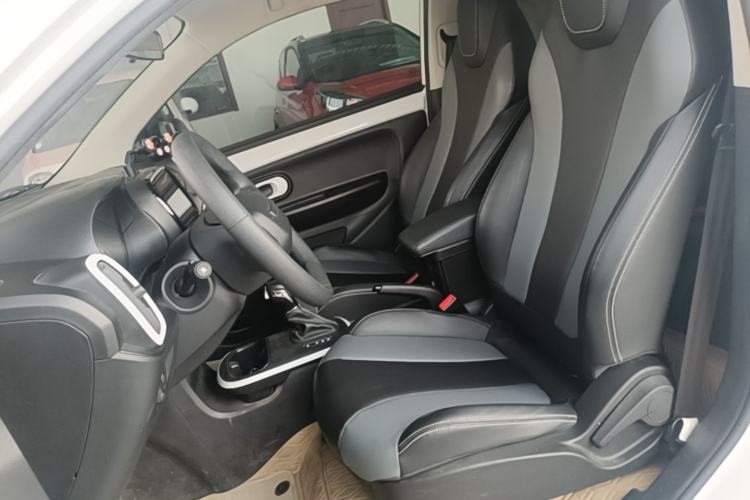 Used Roewe Clever 2022 311km QiQi BoBo Edition Left Front Seat