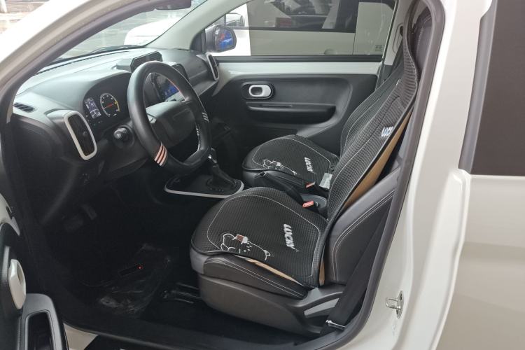 Used Roewe Clever 2022 311km QiQi BoBo Edition Left Front Seat