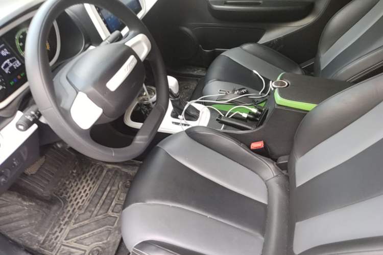Used Roewe Clever 2022 311km QiQi BoBo Edition Left Front Seat