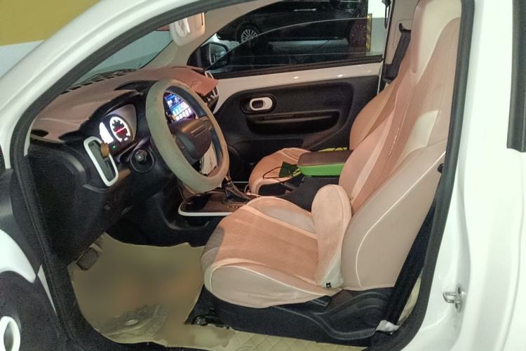 Used Roewe Clever 2022 311km QiQi BoBo Edition Left Front Seat