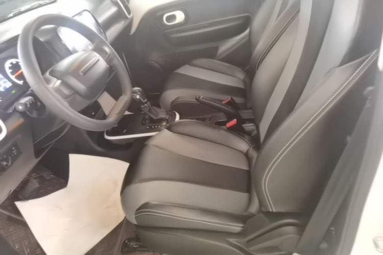 Used Roewe Clever 2022 311km QiQi BoBo Edition Left Front Seat