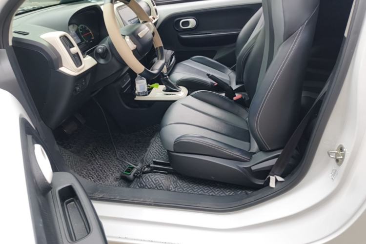 Used Roewe Clever 2022 311km QiQi BoBo Edition Left Front Seat