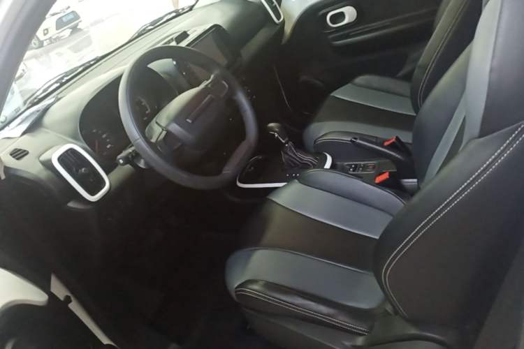 Used Roewe Clever 2022 311km QiQi BoBo Edition Left Front Seat