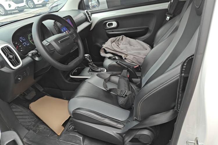 Used Roewe Clever 2022 311km QiQi BoBo Edition Left Front Seat