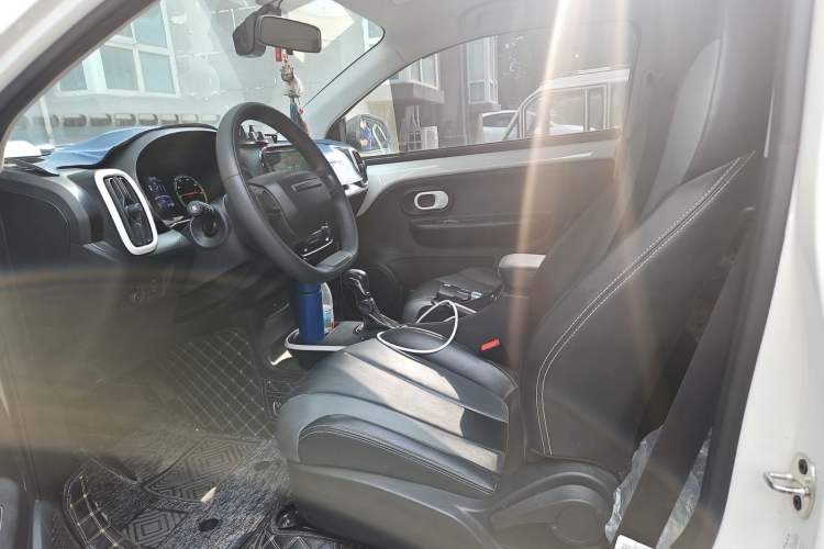 Used Roewe Clever 2022 311km QiQi BoBo Edition Left Front Seat