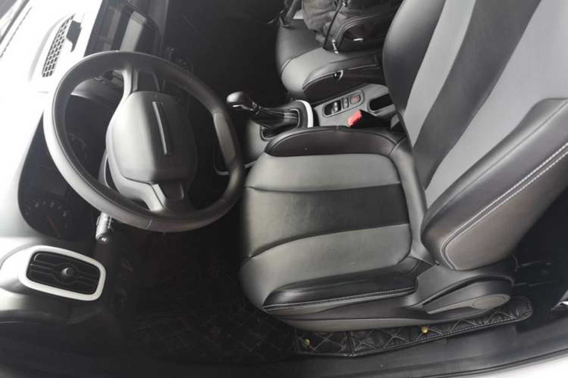 Used Roewe Clever 2022 311km QiQi BoBo Edition Left Front Seat