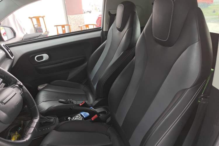 Used Roewe Clever 2022 311km QiQi BoBo Edition Left Front Seat