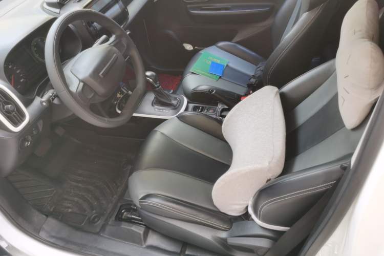 Used Roewe Clever 2022 311km QiQi BoBo Edition Left Front Seat