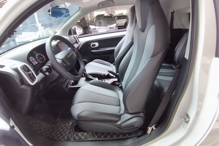 Used Roewe Clever 2022 311km QiQi BoBo Edition Left Front Seat