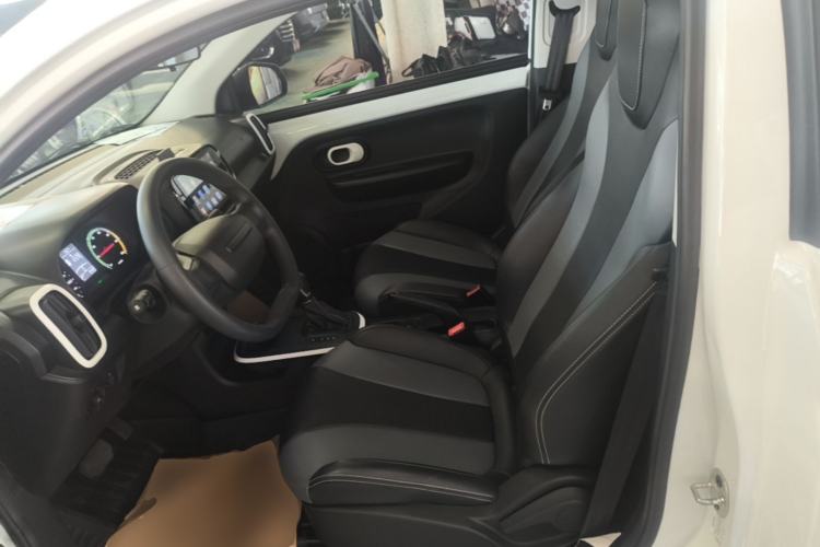 Used Roewe Clever 2022 311km QiQi BoBo Edition Left Front Seat