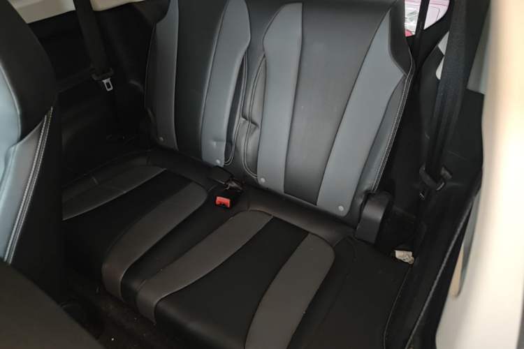 Used Roewe Clever 2022 311km QiQi BoBo Edition Left Rear Seat