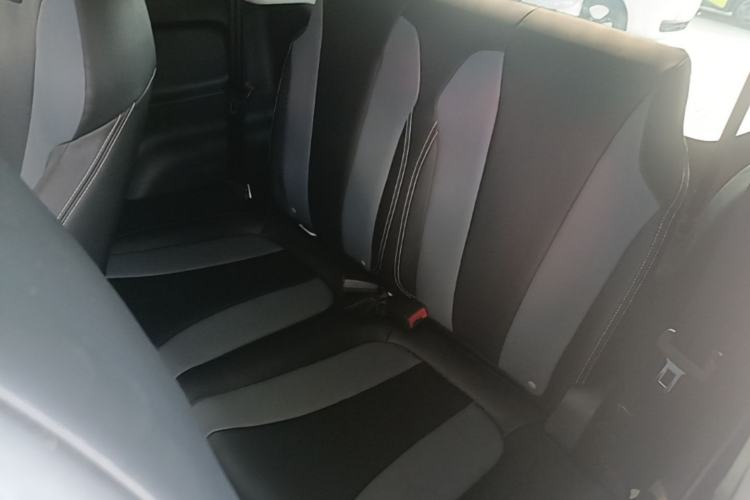 Used Roewe Clever 2022 311km QiQi BoBo Edition Left Rear Seat
