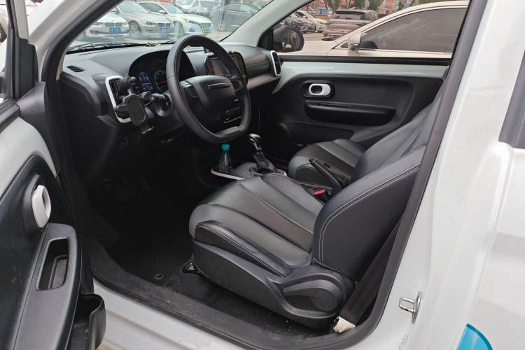Used Roewe Clever 2022 311km QiQi BoBo Edition Left Rear Seat