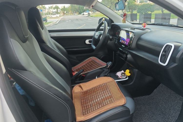 Used Roewe Clever 2022 311km QiQi BoBo Edition Left Rear Seat