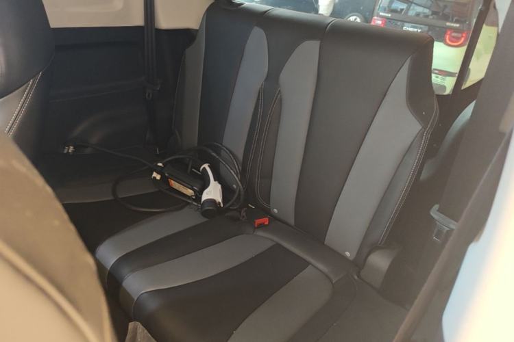 Used Roewe Clever 2022 311km QiQi BoBo Edition Left Rear Seat
