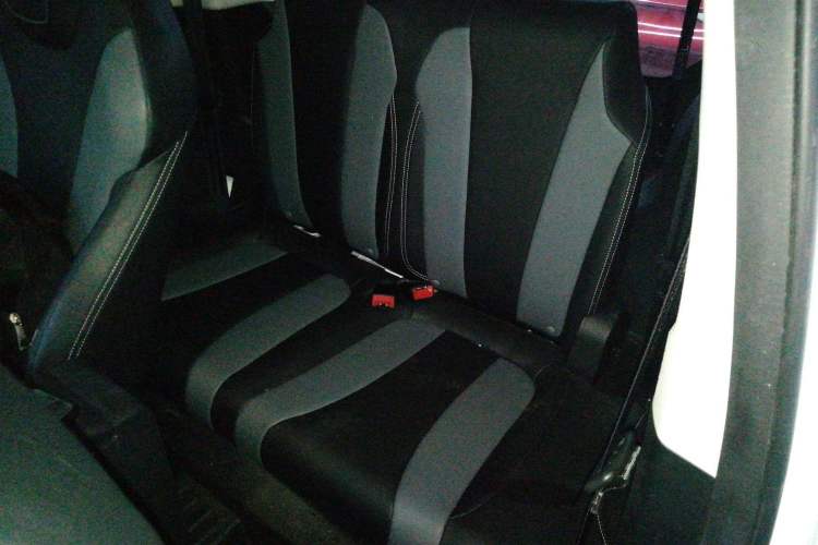 Used Roewe Clever 2022 311km QiQi BoBo Edition Left Rear Seat