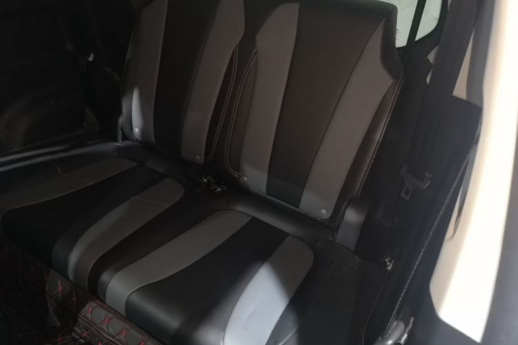 Used Roewe Clever 2022 311km QiQi BoBo Edition Left Rear Seat