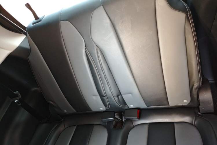 Used Roewe Clever 2022 311km QiQi BoBo Edition Left Rear Seat