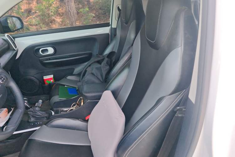 Used Roewe Clever 2022 311km QiQi BoBo Edition Left Rear Seat