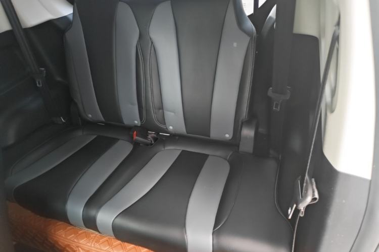 Used Roewe Clever 2022 311km QiQi BoBo Edition Left Rear Seat