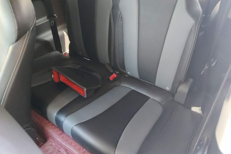 Used Roewe Clever 2022 311km QiQi BoBo Edition Left Rear Seat