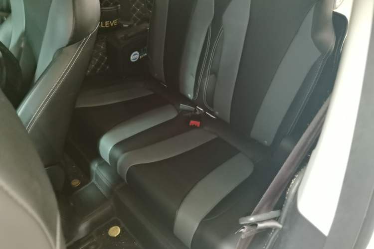Used Roewe Clever 2022 311km QiQi BoBo Edition Left Rear Seat