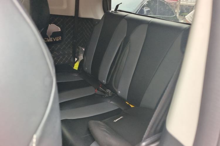 Used Roewe Clever 2022 311km QiQi BoBo Edition Left Rear Seat