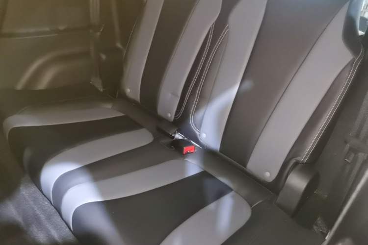 Used Roewe Clever 2022 311km QiQi BoBo Edition Left Rear Seat