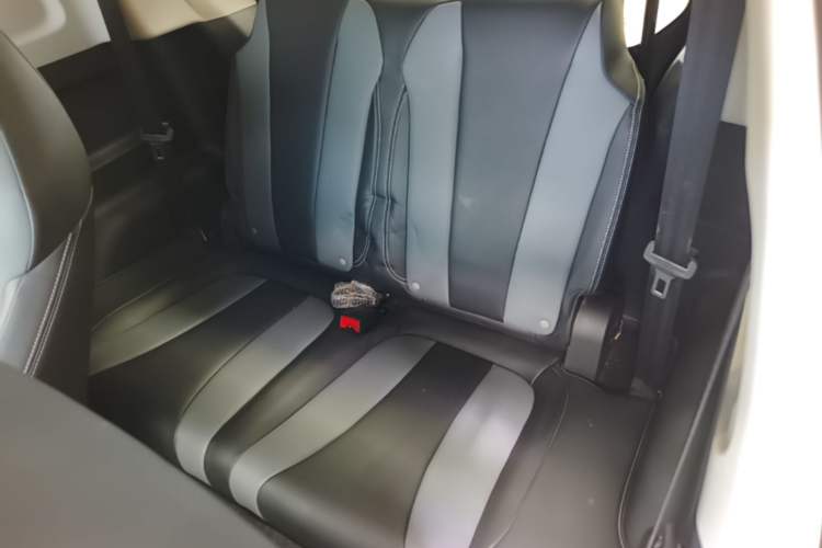 Used Roewe Clever 2022 311km QiQi BoBo Edition Left Rear Seat