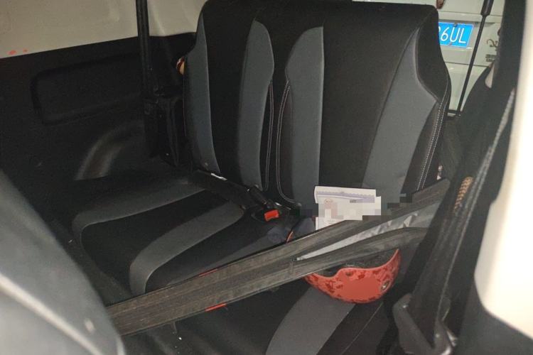 Used Roewe Clever 2022 311km QiQi BoBo Edition Left Rear Seat