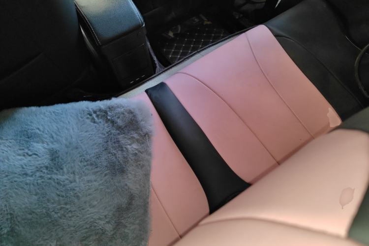 Used Roewe Clever 2022 311km QiQi BoBo Edition Left Rear Seat