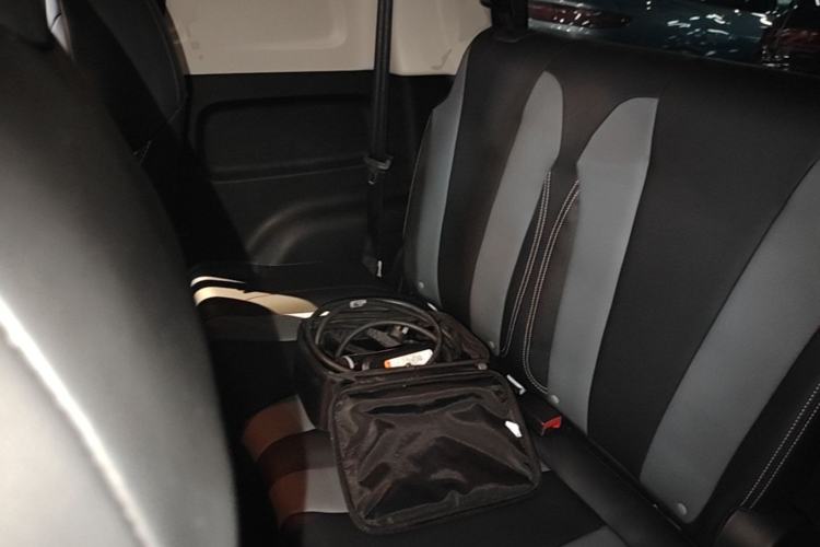 Used Roewe Clever 2022 311km QiQi BoBo Edition Left Rear Seat